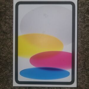 Apple 10th generation 64GB iPad (2022 model) NEW